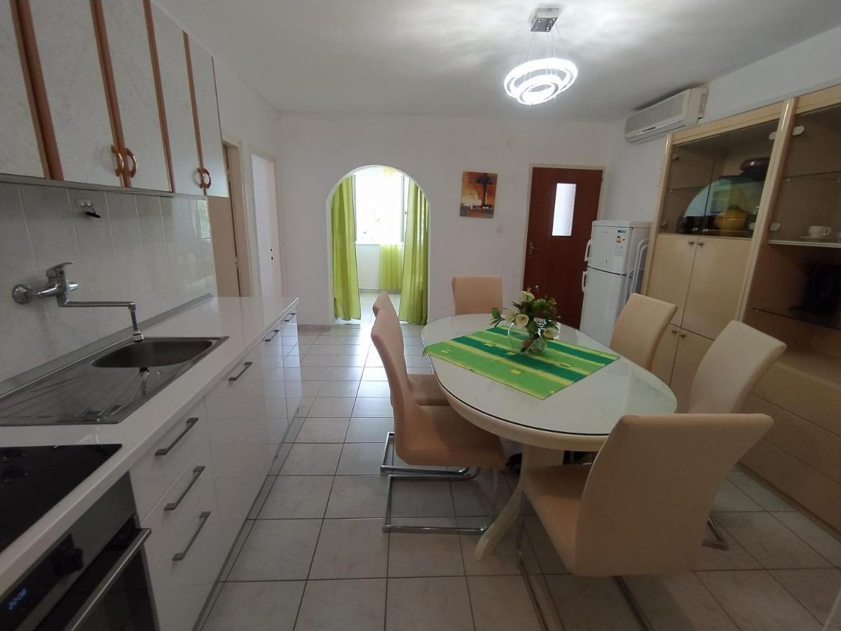 Apartmani Trubi 2 Vodice Luaran gambar